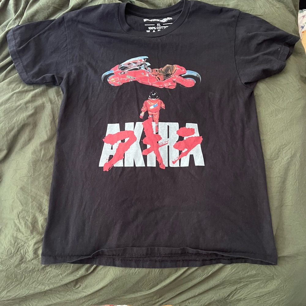 Akira T shirt XL
